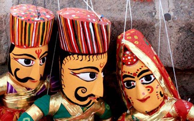 Exploring the Enchanting World of News Puppetry and Its Captivated Audience