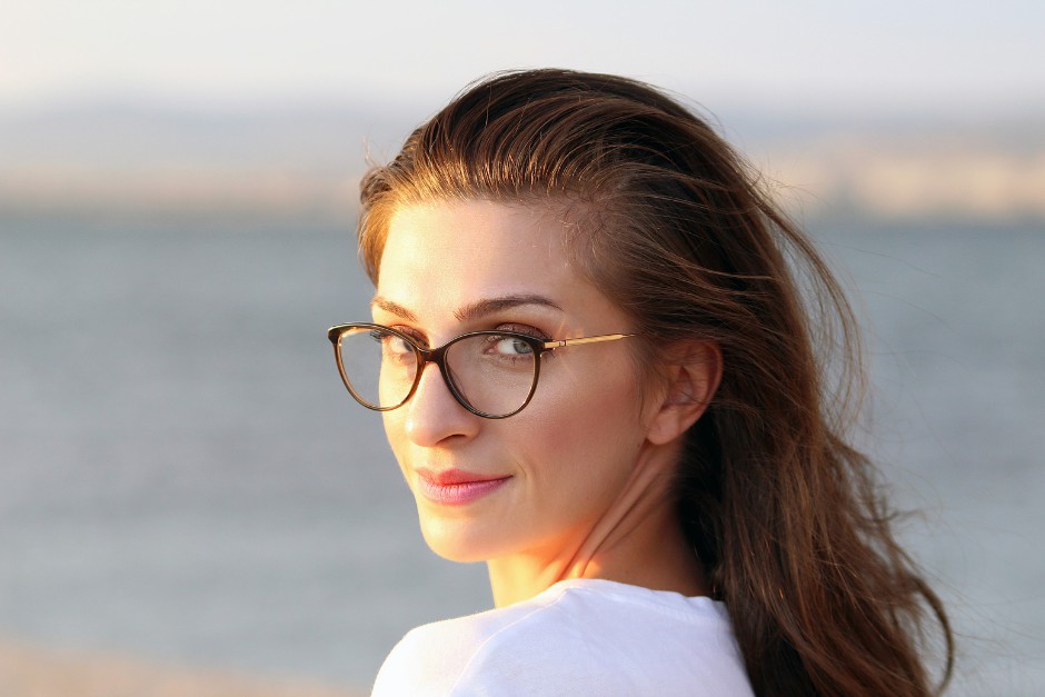 Picking Design Shades That Are Ideally suited For Your Style and Safeguard Your Eyes